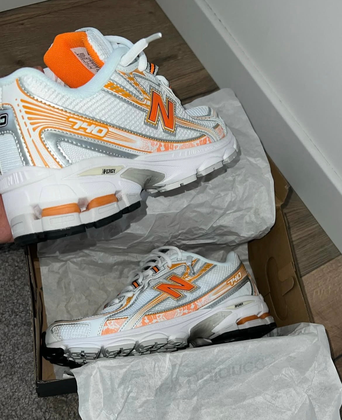 New Balance 740 Orange