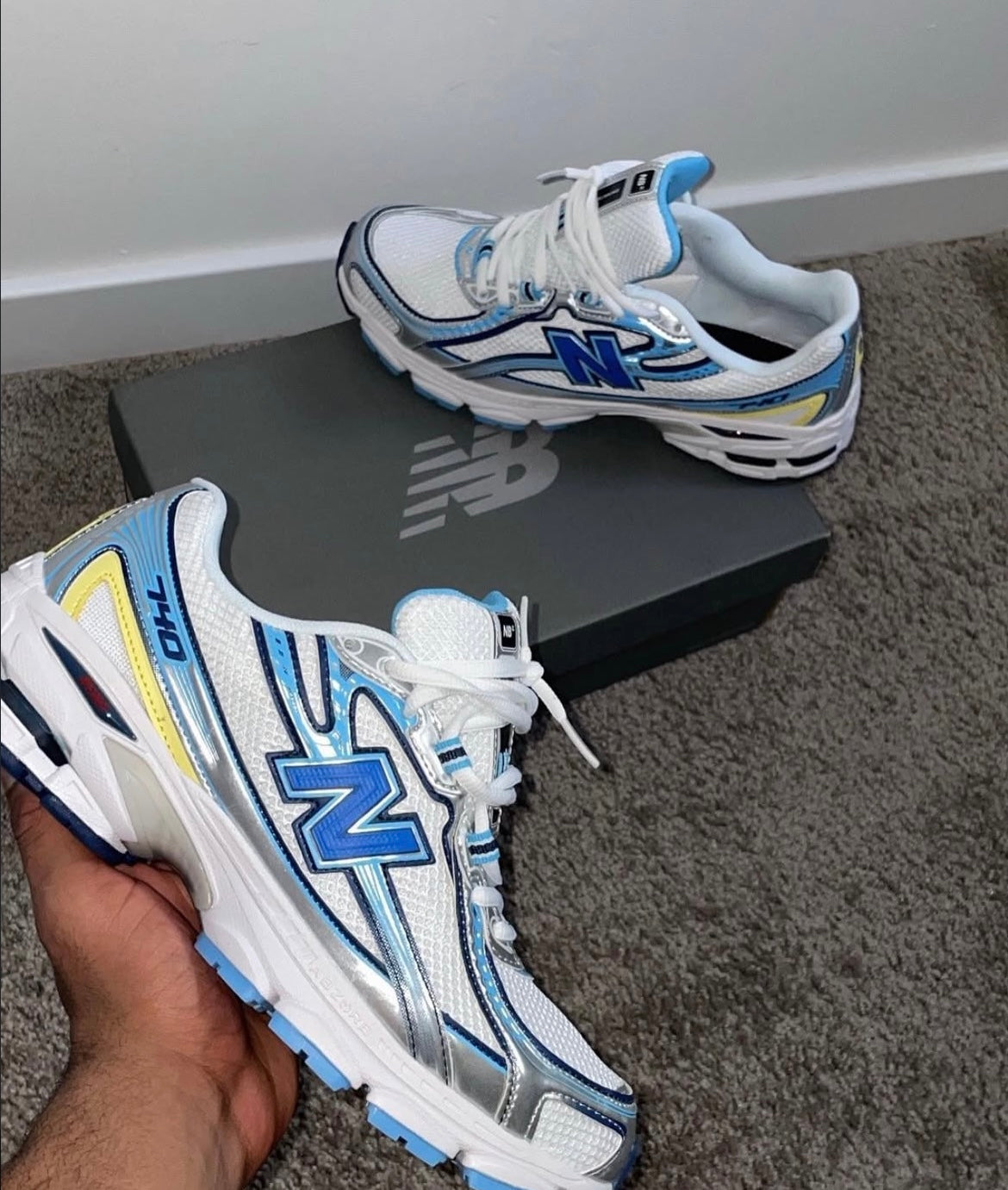 New Balance 740 Blue