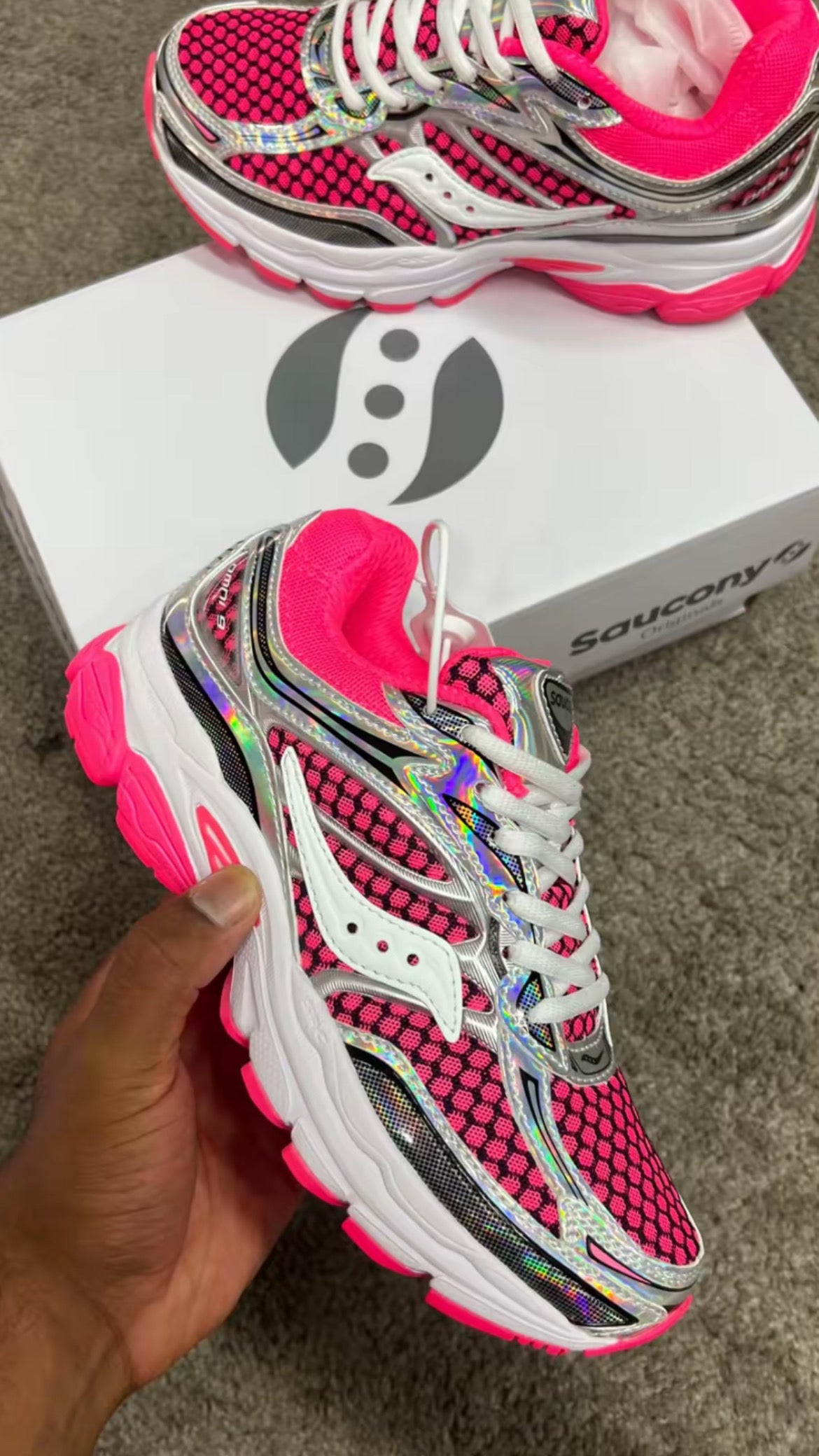 Saucony OMNI 9 Pink