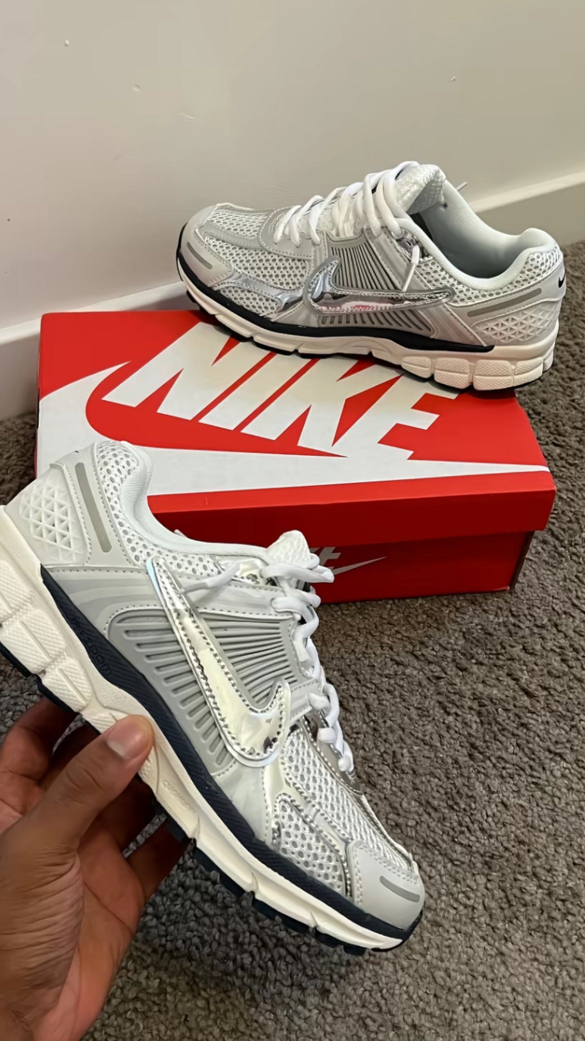 Nike Vomero 5 grey