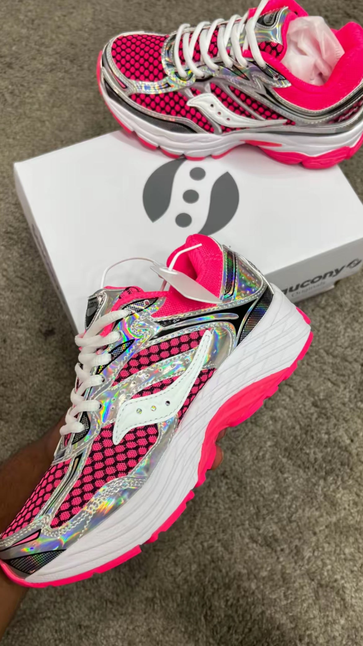 Saucony OMNI 9 Pink