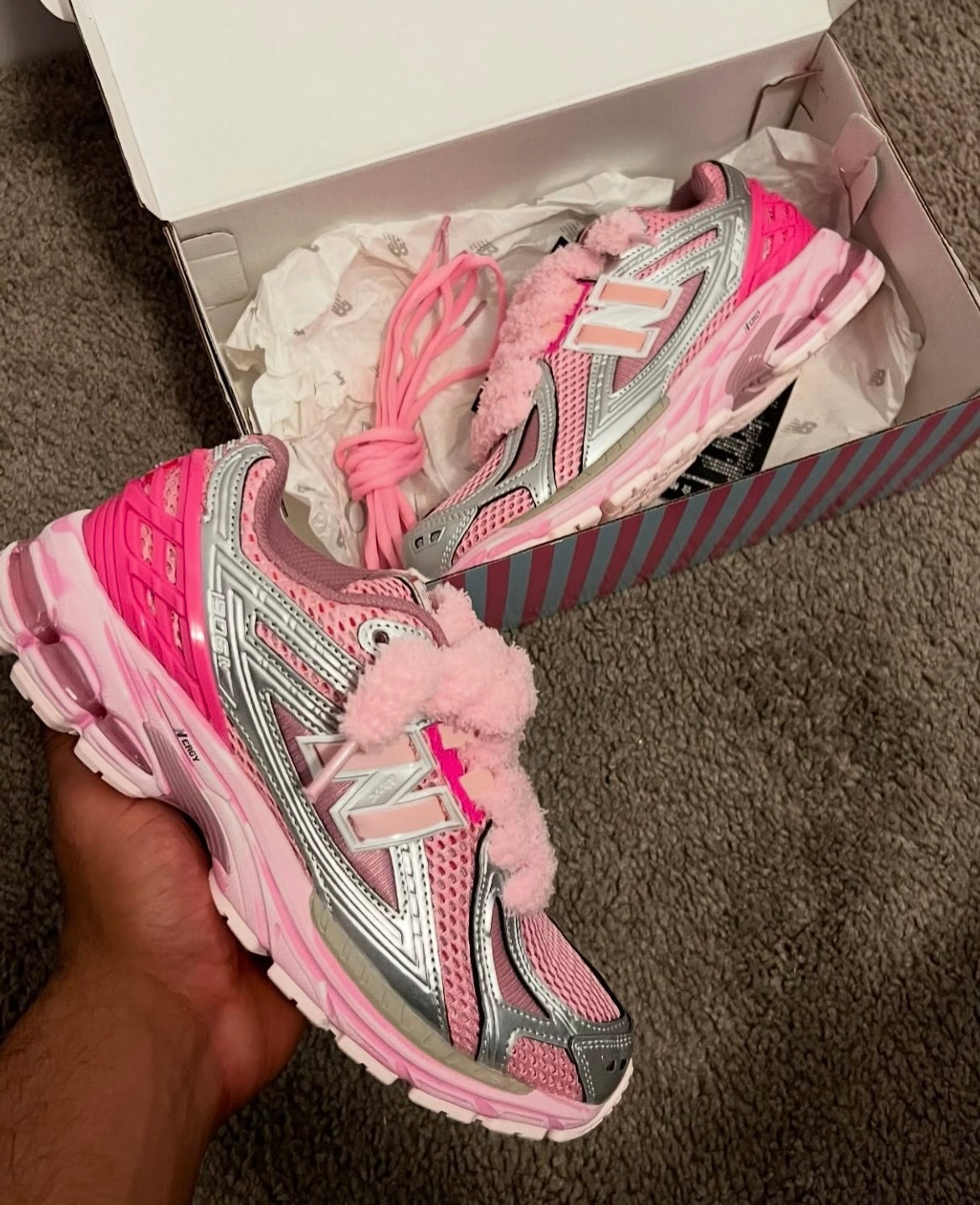 New Balance 1906R Pink