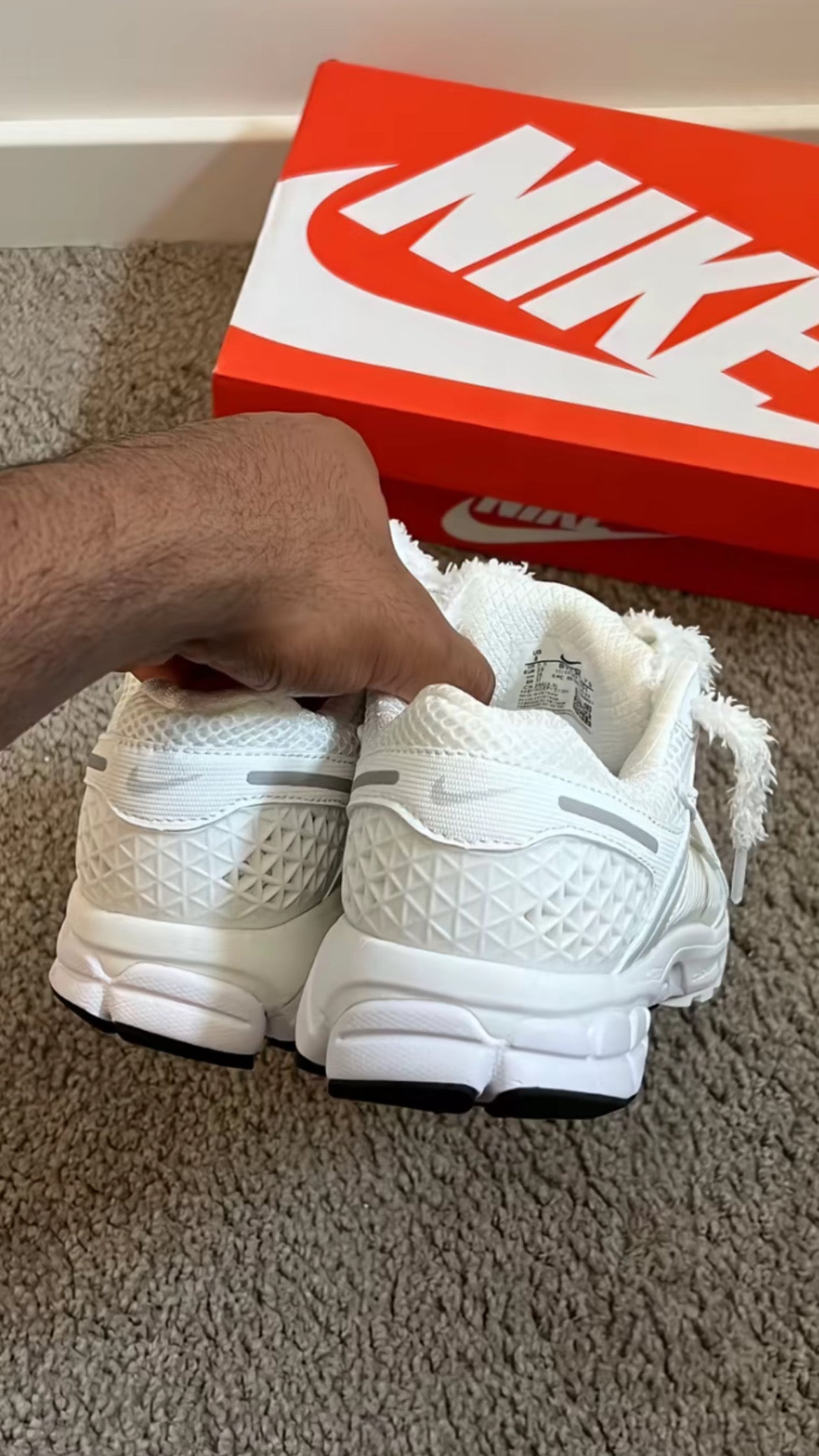 Nike Vomero 5 White