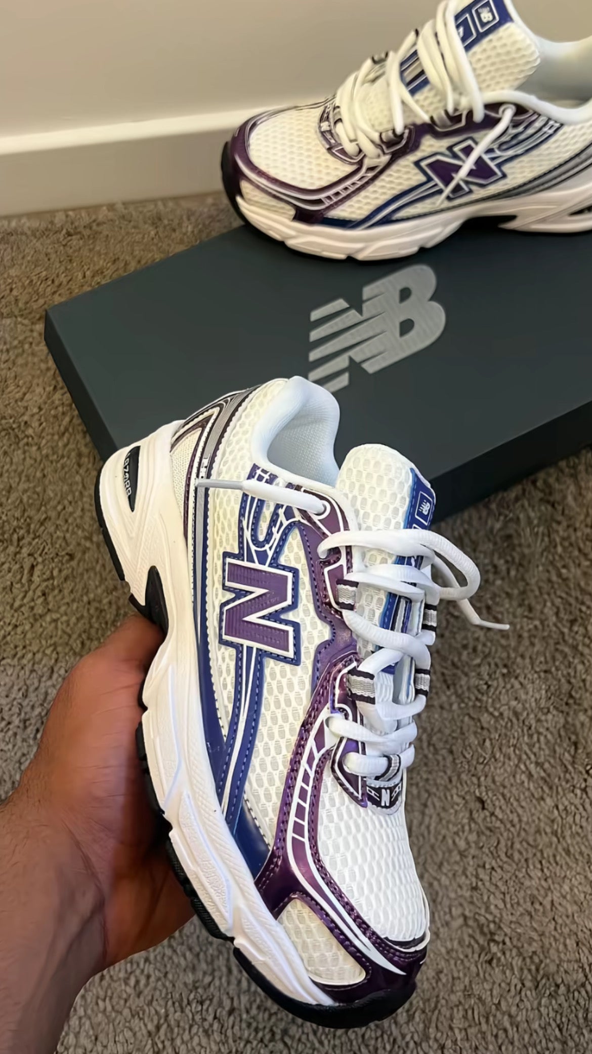 New Balance 740 Purple